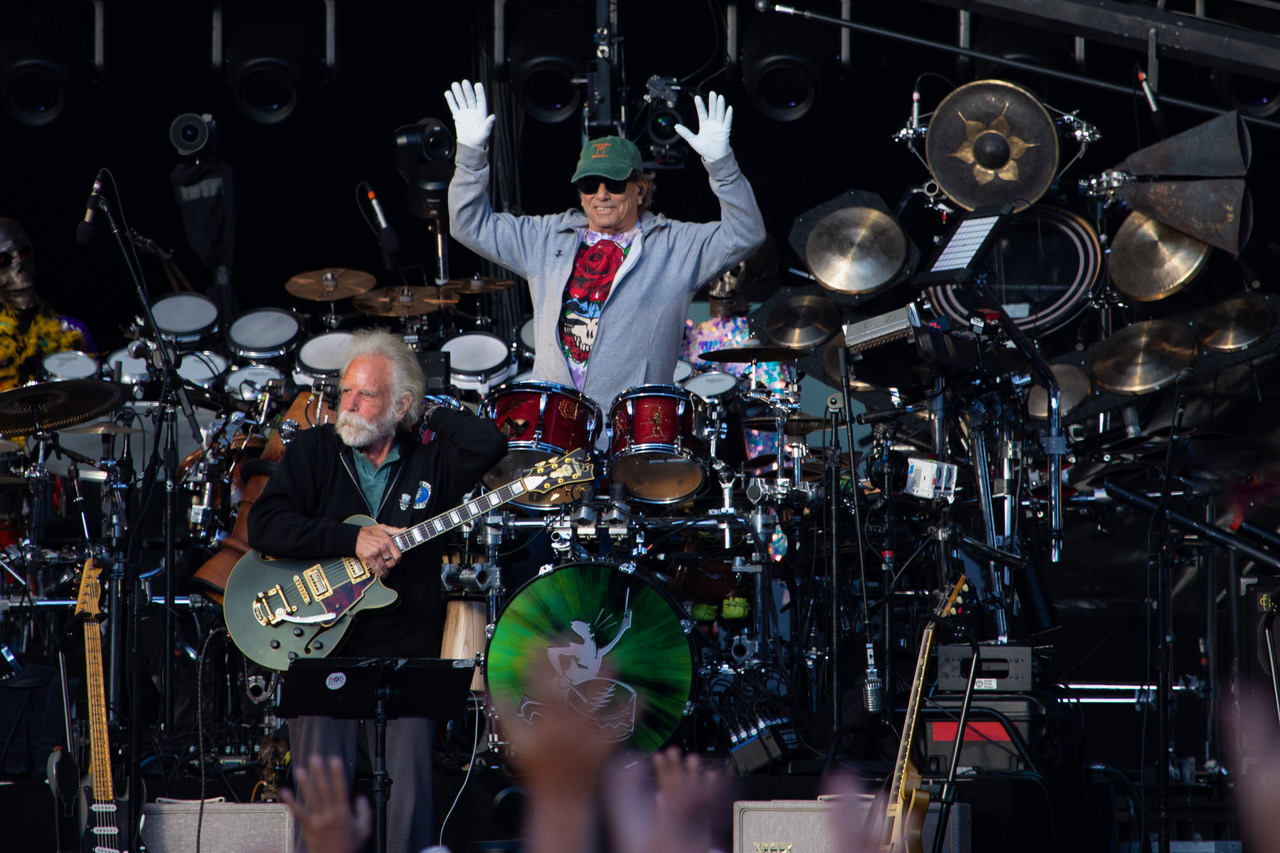Bob Weir & Mickey Hart of Dead & Company @ Oracle Park (Photo: Sean Reiter)